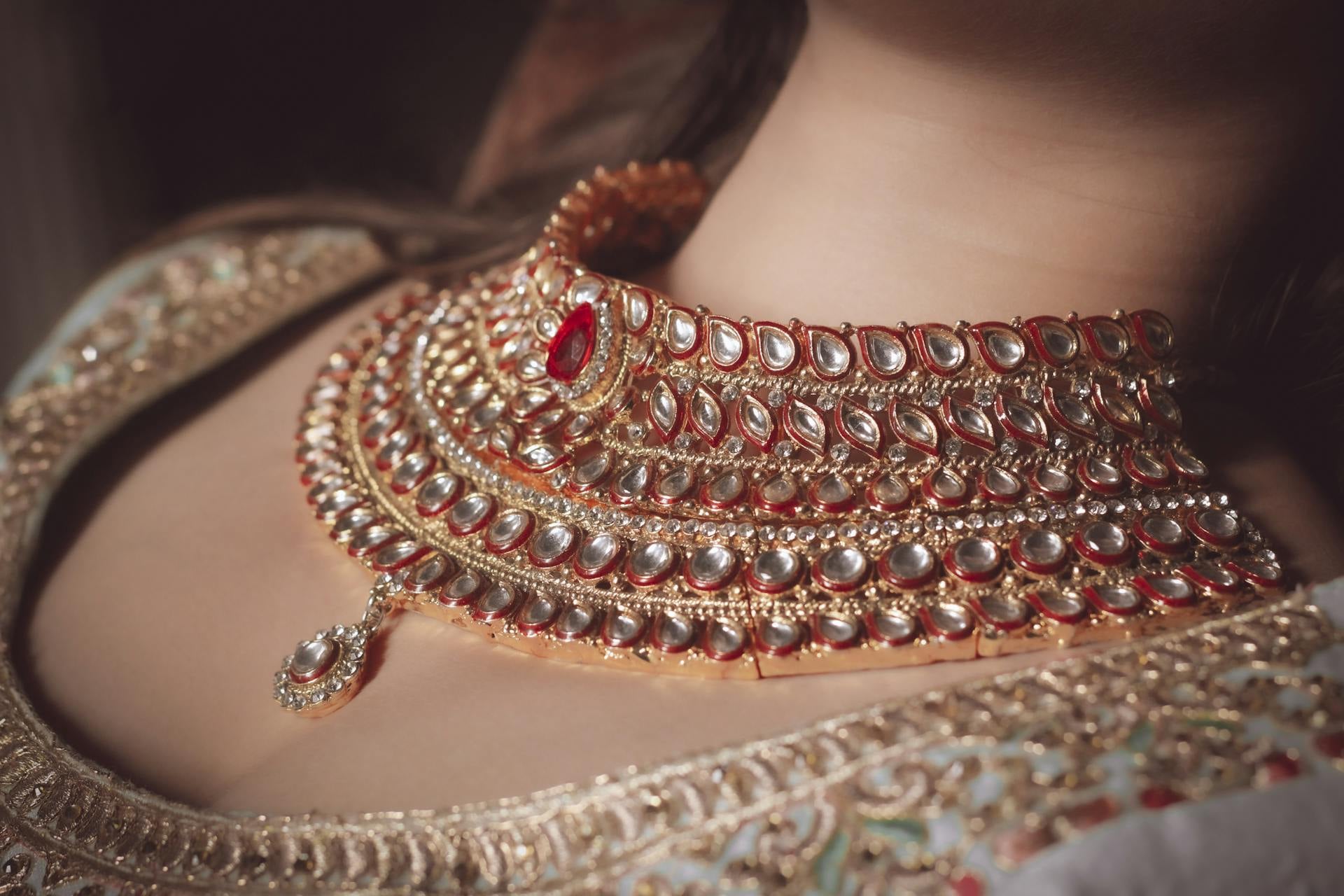 Intricate Kundan Gold Bridal Necklace — Pink Snow Jewels